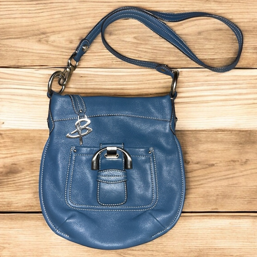 B. Makowsky Pebbled Leather Crossbody Bag Blue